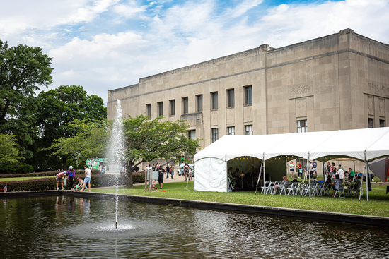Everhart in Bloom – Everhart Museum